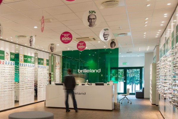 Brilleland Strømmen, logo uten lys