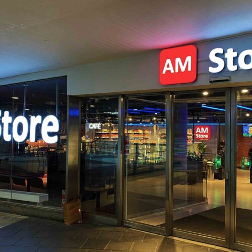 AM Store Stockholm – Butiksskyltar